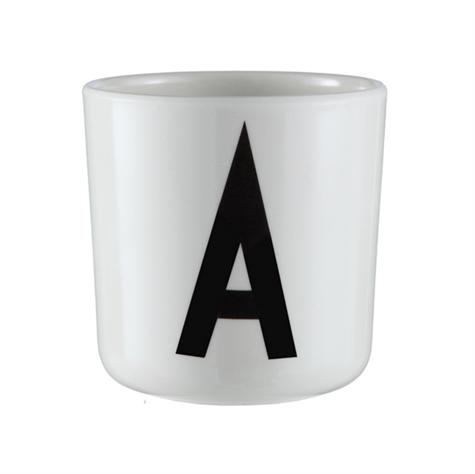 Børnekop i melamin Arne Jacobsen bogstaver - Bogstav kop