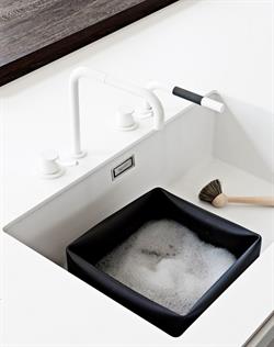 Opvaskebalje og børste grå fra Normann Copenhagen