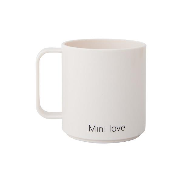 Favorit krus Mini Love med hank i hvid fra Design Letters