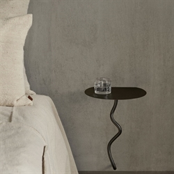 Curvature Wall Table sort - vægbord - sengebord fra Ferm Living