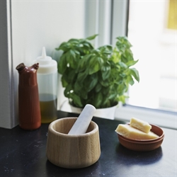 Craft morter eg og hvid fra Normann Copenhagen