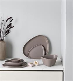 Stoneware skål small warm grey fra LindDNA