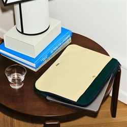 Multi Laptop Cover fra HAY flere farver