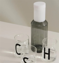 Glaskaraffel Tube i smoke fra Design Letters