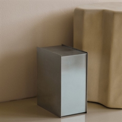 Sama affaldsspand i rustfri stål fra Ferm Living