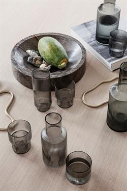 Ripple smoke glas fra Ferm Living