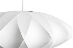 Loftlampe Nelson Saucer Crisscross Bubble small i off white fra Hay