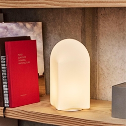 Parade Portable - Glas bordlampe fra HAY flere modeller