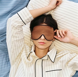 Outline sleep mask - sovemaske  fra HAY flere farver