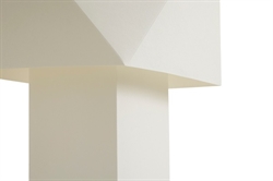 Aplat bordlampe 440 hvid fra HAY