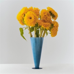 Conical Vase - Konisk vase fra HAY - flere størrelser og farver