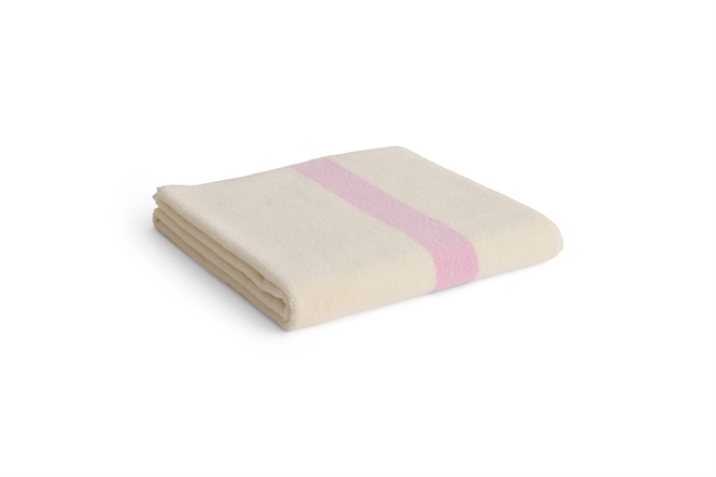 Stripe badehåndklæde 70x140 cm soft pink fra HAY