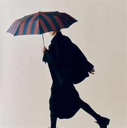 Regn Umbrella - Taske paraply fra HAY brun