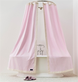 Badeforhæng Outline i pink/cream fra HAY