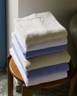 Mono badehåndklæde 70x140 cm flere farver fra HAY