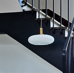 HDFort loftlampe antik messingfinish i råhvid fra House Doctor