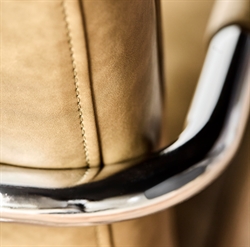 HDComma stol i kakifarve fra House Doctor