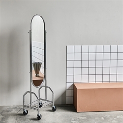 HDImage gulvspejl med sølv finish fra House Doctor