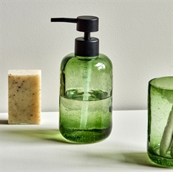 HDWah grøn sæbedispenser i glas fra House Doctor
