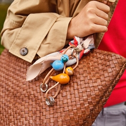 Kay Bojesen fugl blå sølvtonet metal nøglering med naturlæder