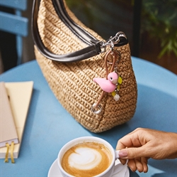 Kay Bojesen fugl rosa sølvtonet metal nøglering med naturlæder