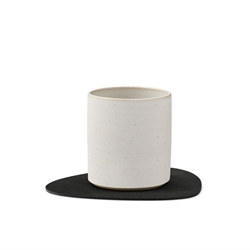 Coaster curve i recycle læder Nupo black ink fra LindDNA