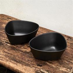 Stoneware skål medium sort (2 stk) fra LindDNA