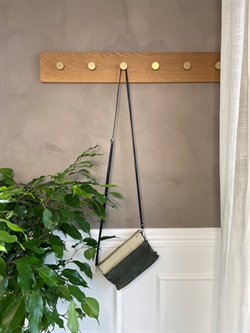 Knagerække Oak med messing knage 70 cm fra MOUD Home