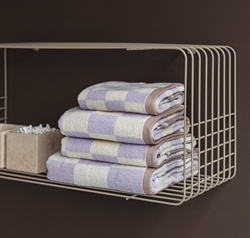 Wire Rack - hylde i sand fra Mette Ditmer