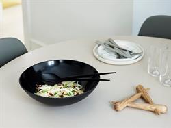 Krenit salatskål sort fra Normann Copenhagen