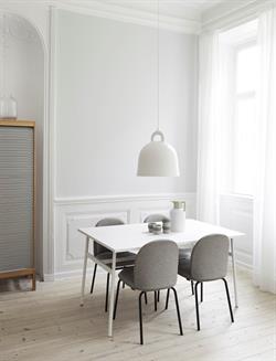 Bell loftlampe hvid flere størrelser fra Normann Copenhagen