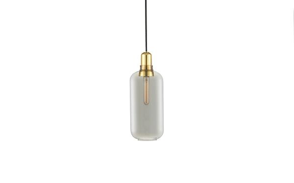 Amp loftlampe large messing og smoke farve fra Normann Copenhagen