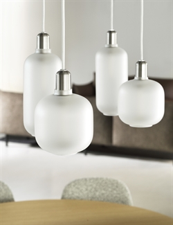 Amp loftlampe hvid large fra Normann Copenhagen