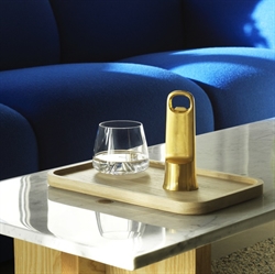 Astro Tray - Bakke 32x20 i eg fra Normann Copenhagen