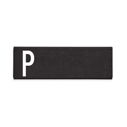 Personlig penalhus fra Design Letters P