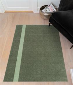 Løber - tæppe - måtte Stripes Vertical lysegrøn/støvet grøn 67x120 cm fra Tica Copenhagen