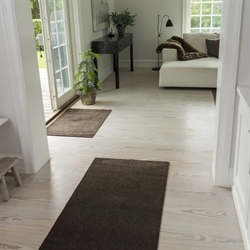 Måtte - Løber Uni Colour mørkebrun 67x200 cm fra Tica Copenhagen