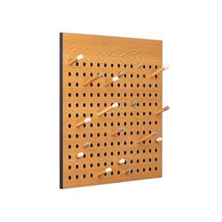 Scoreboard  Square eg 60x60cm knagerække fra We Do Wood