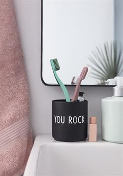 Favoritkop YOU ROCK kop i sort fra Design Letters