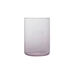 Favoritkop glas i borosilikat glas LOVE i rosa fra Design Letters