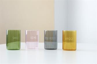 Favorit glas i borosilikat glas flere farver fra Design Letters
