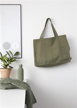 Life Tote taske i oliven fra Design Letters