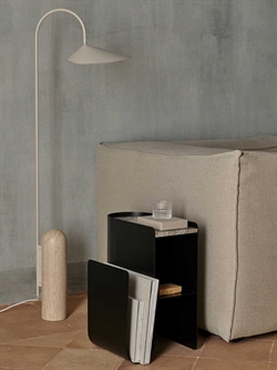 Vault Side Table - sidebord sort fra Ferm Living