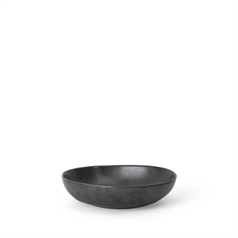 Flow Bowl large - dybtallerken i sort fra Ferm Living