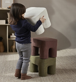 Podo Stool - skammel i kakhi fra Ferm Living