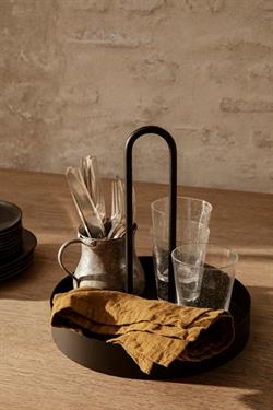 Grip Tray - bakke med håndtag i sort fra Ferm Living