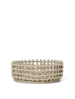 Ceramic centerpiece - keramisk kurv cashmere fra Ferm Living