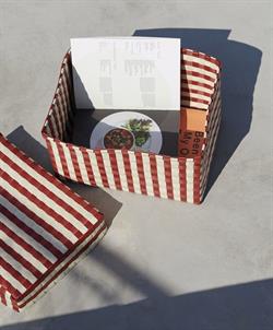 Maxim Stripe Box - opbevaringskasse fra HAY 