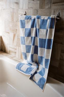 Check Badehåndklæde 70x136cm flere farver fra HAY