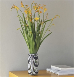 Splash Vase Roll Nack small i coffee/hvid fra HAY